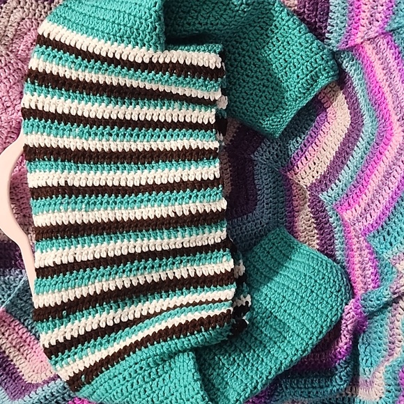 Shrug - Picture 2 of 2